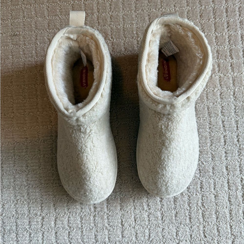 UNIONBAY Cream Ankle Booties